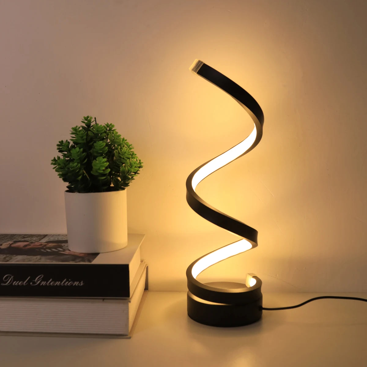 Lampe de table spirale au design moderne pour salon et chambre
